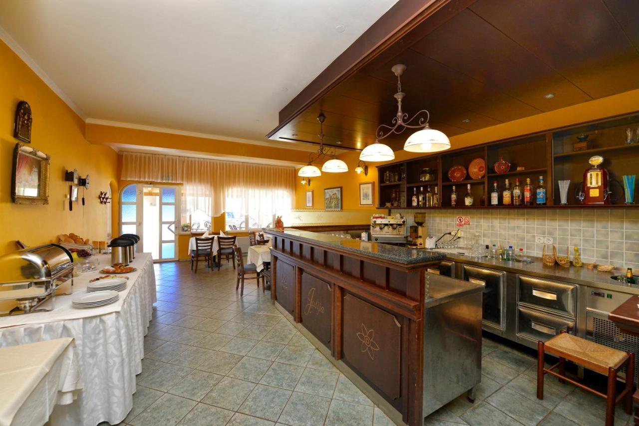 Julia 3* Seget (Umag)