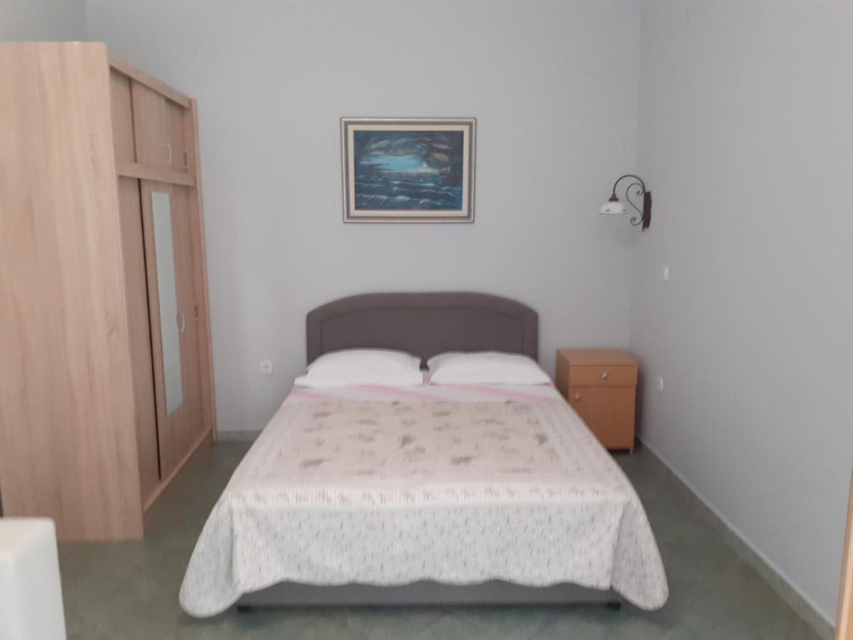 Julia Bed & Breakfast